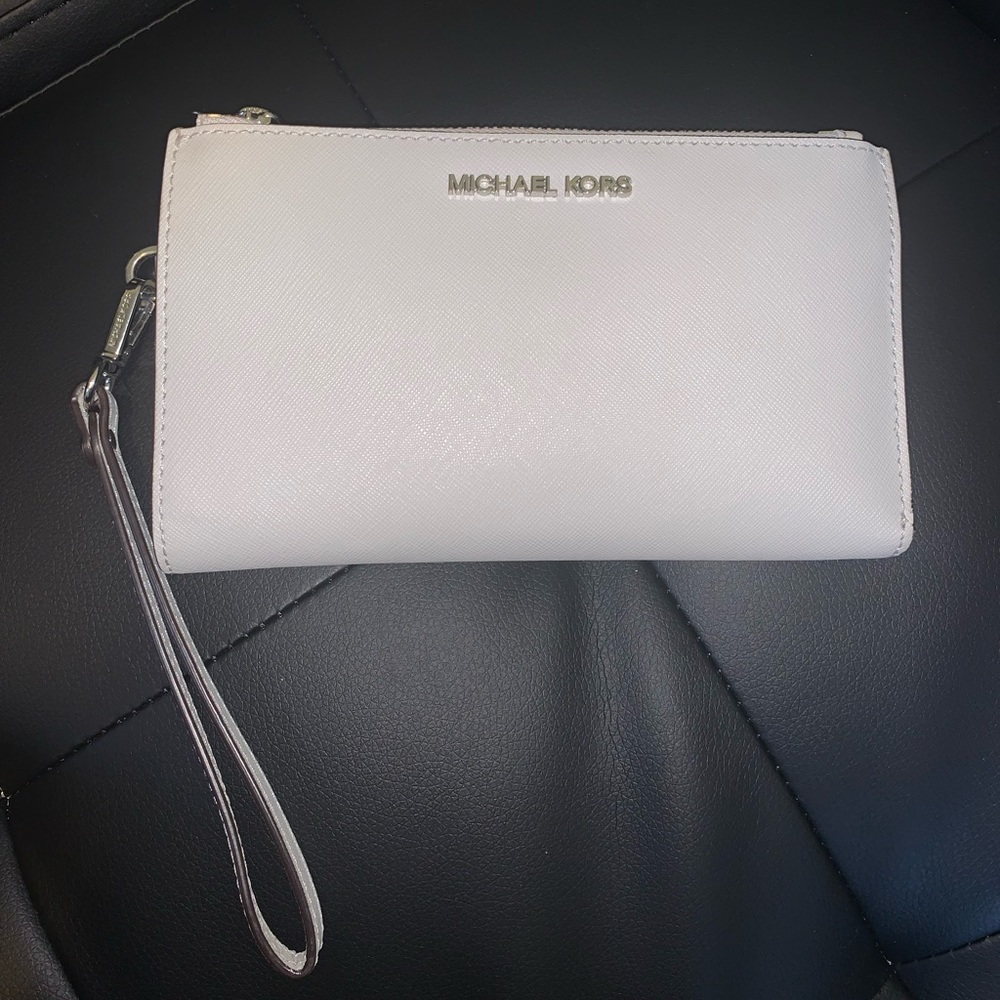 Michael Kors Smartphone Wallet